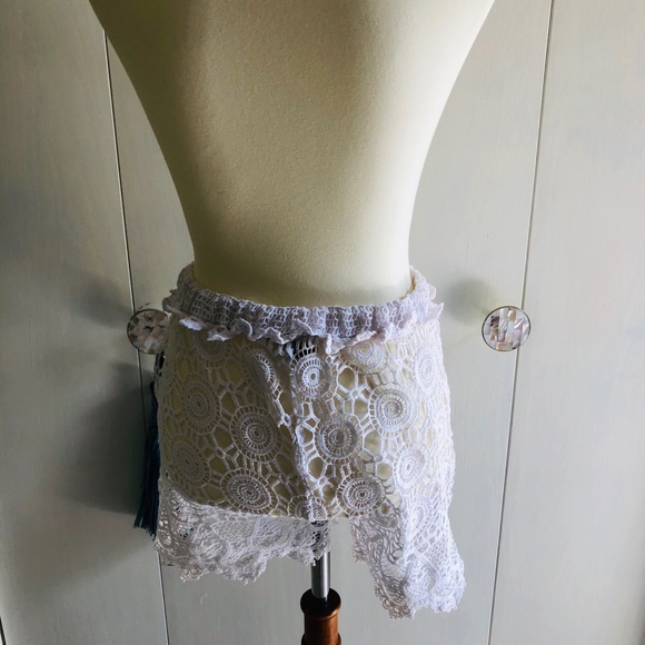 Cynthia Rowley White Lace Crochet Beach Shorts S - Picture 2 of 5